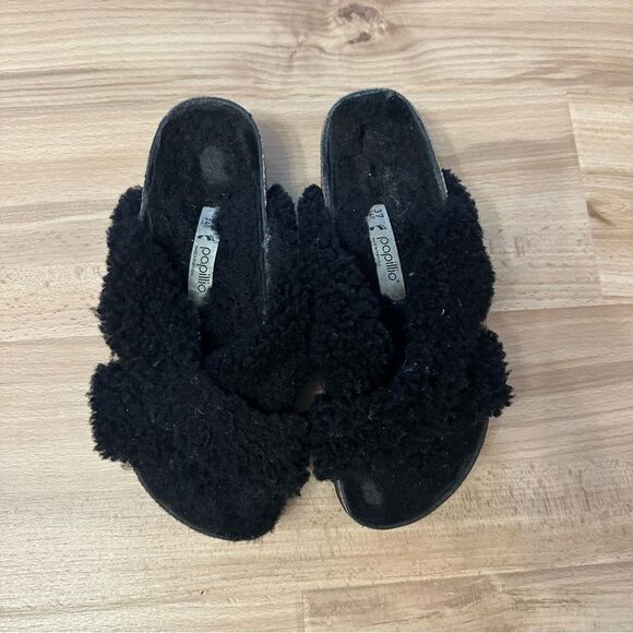 Papillio Black Sherpa Fuzzy Cross-Strap Slippers - Picture 2 of 9